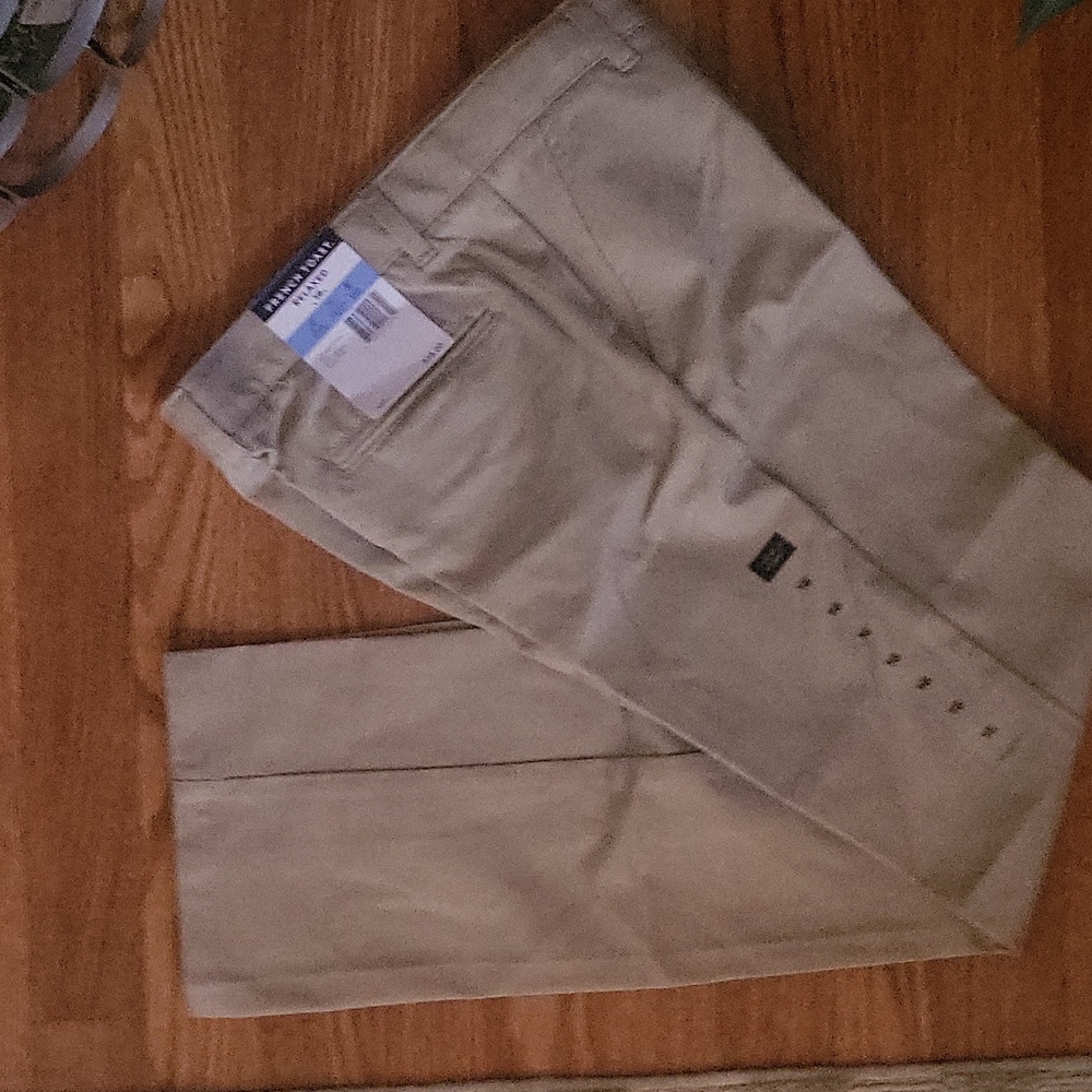 French toast relaxed khaki pants